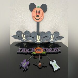 Disney Mickey Halloween Decor